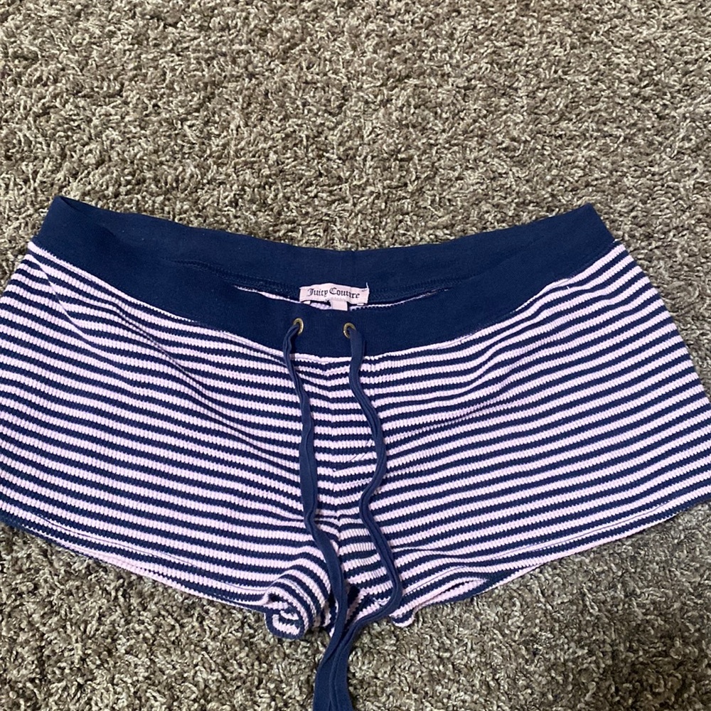 Juicy Couture y2k vintage coquette mini striped shorts 🎀🧸🧸